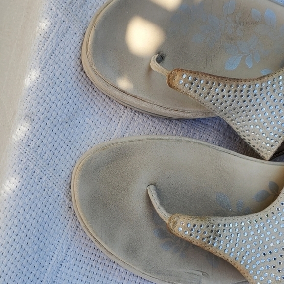 Skechers Memory Foam Sandals 10 - Picture 9 of 11